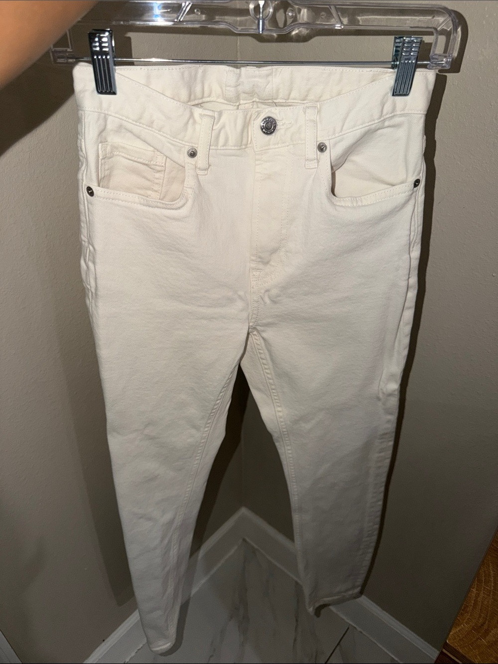 Everlane Skinny Jeans in Off-White
